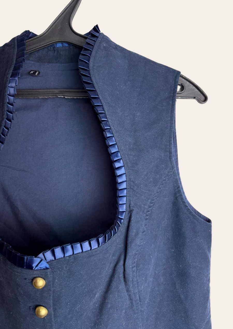 Classic Women’s Trachten Vest for Bavarian Outfits